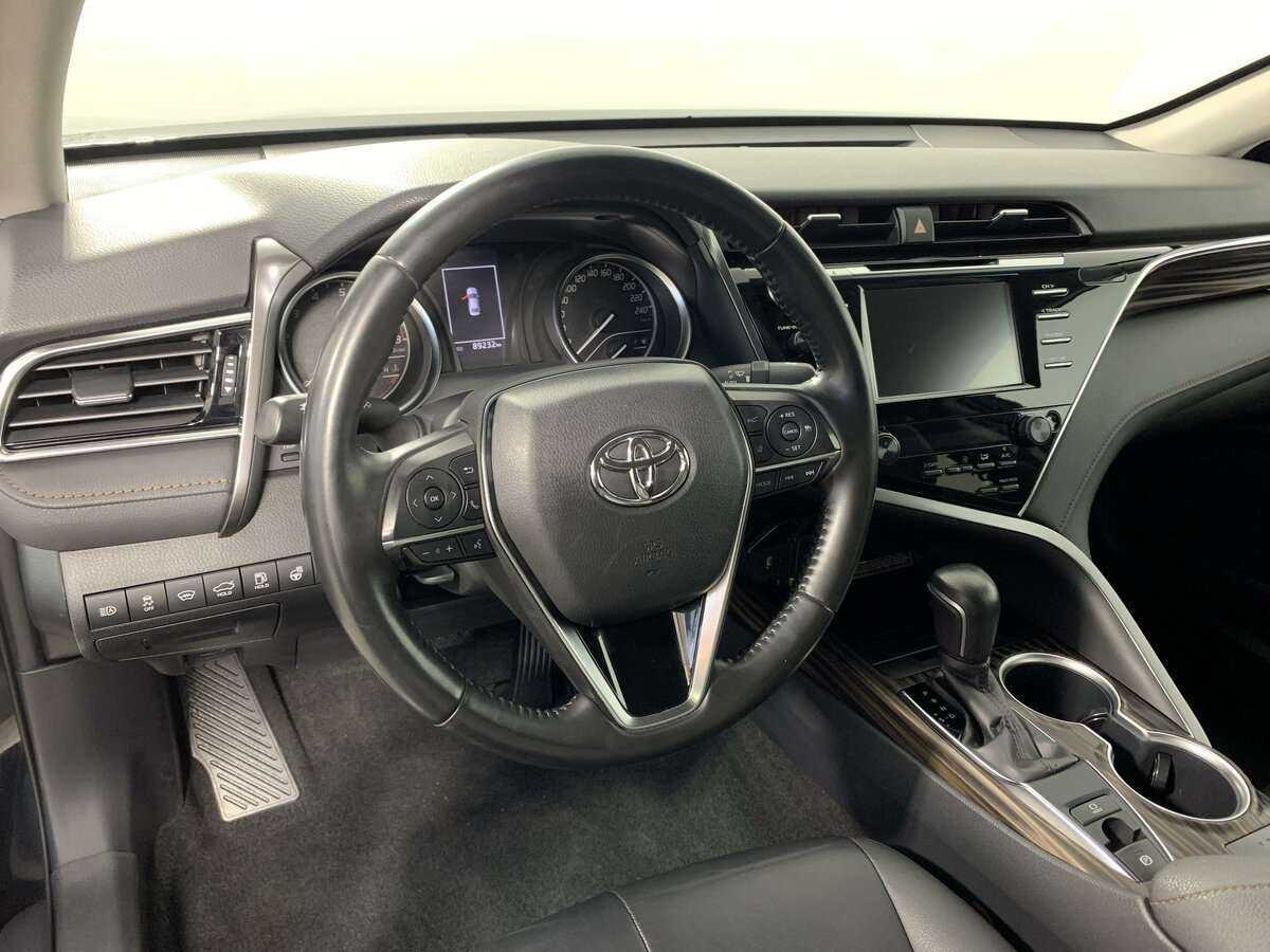 Купить Toyota Camry, 2019, 89 169 км, фото №17