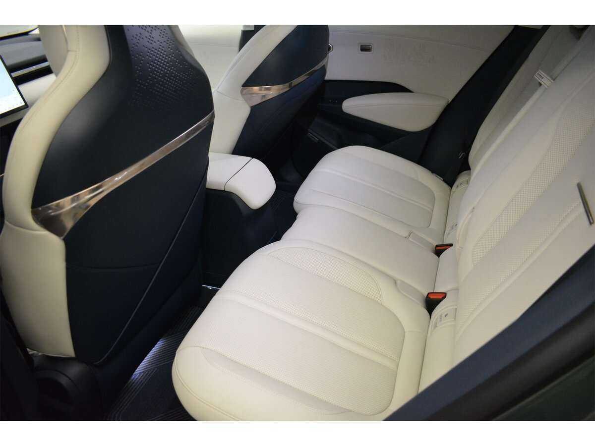 Купить Zeekr X, 2023, 67 км, фото №10