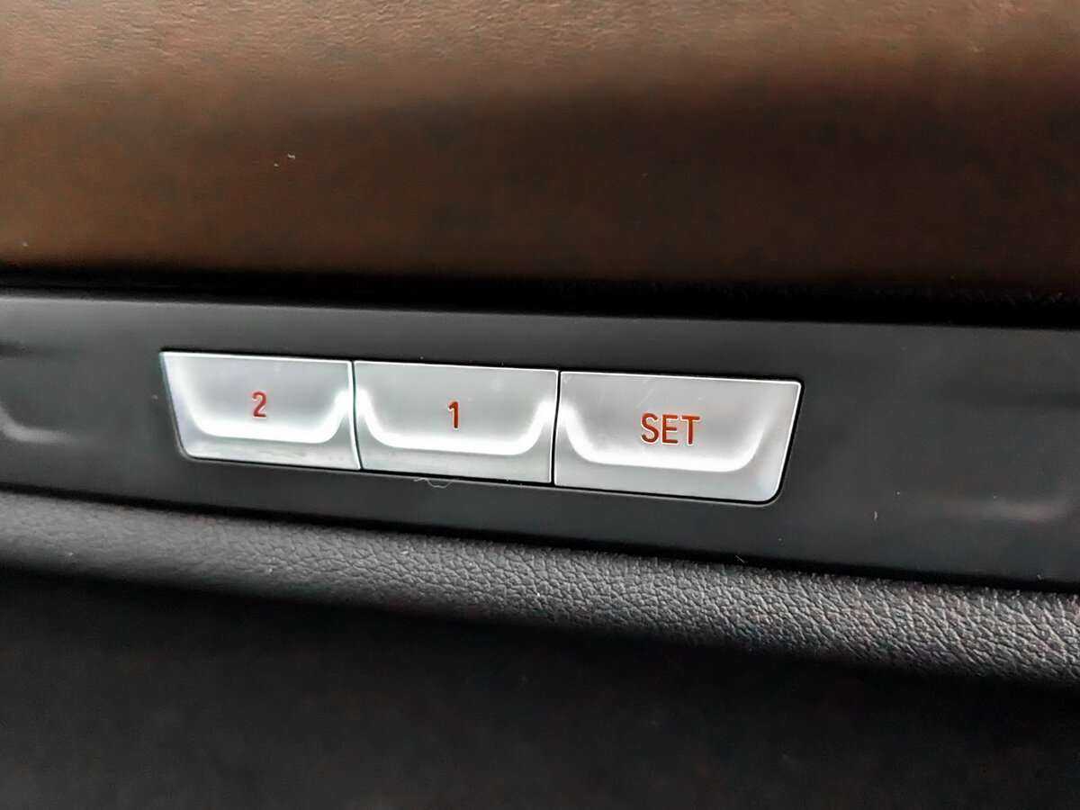 Купить BMW 7 серии Long 740Li xDrive, 2016, 65 355 км, фото №20