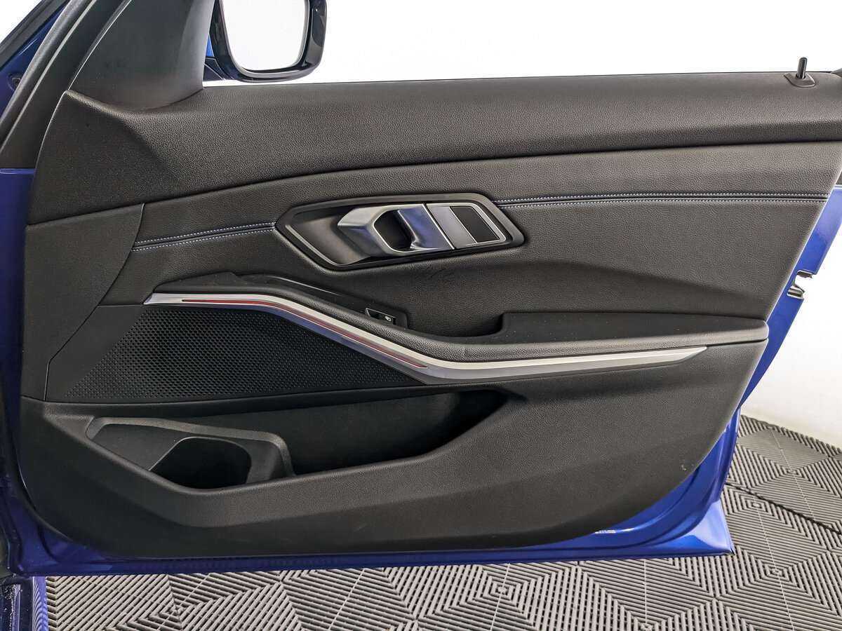 Купить BMW 3 серии 320d xDrive, 2019, 82 633 км, фото №24