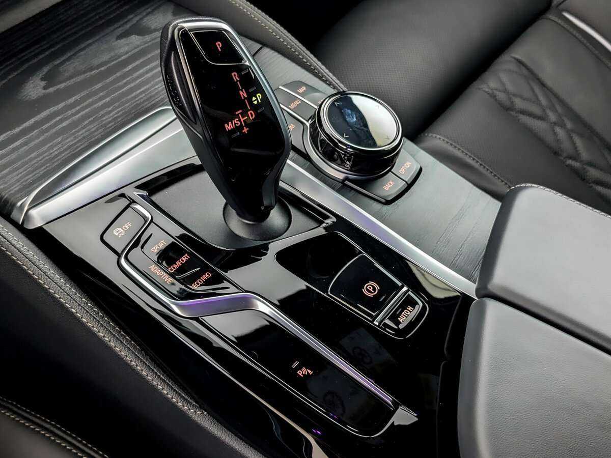 Купить BMW 5 серии 530d xDrive, 2021, 42 225 км, фото №21