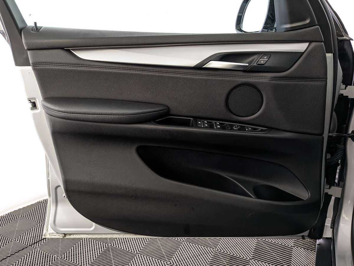 Купить BMW X5 35i, 2015, 140 016 км, фото №14