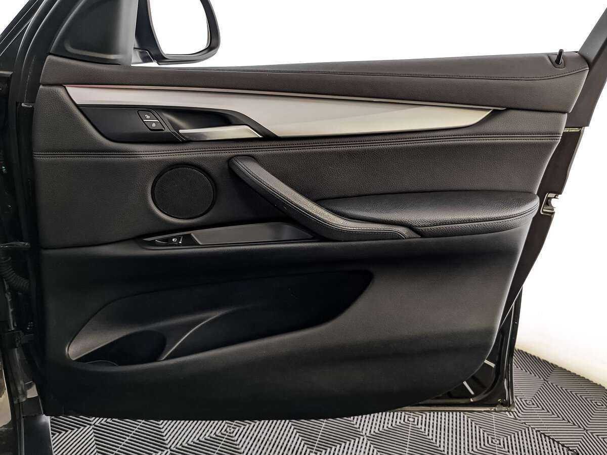 Купить BMW X6 35i, 2015, 121 145 км, фото №18