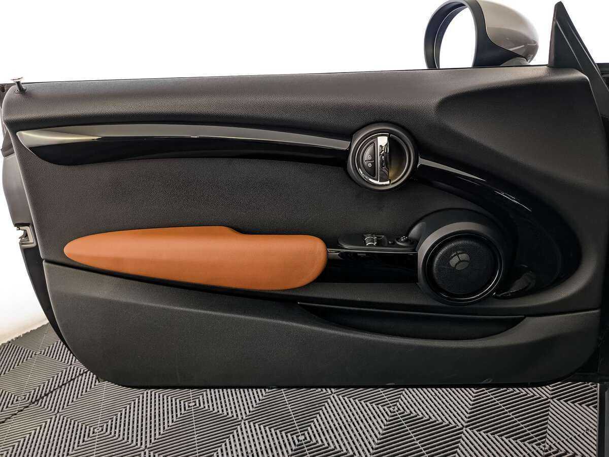 Купить Mini Hatch Cooper S, 2017, 127 215 км, фото №15