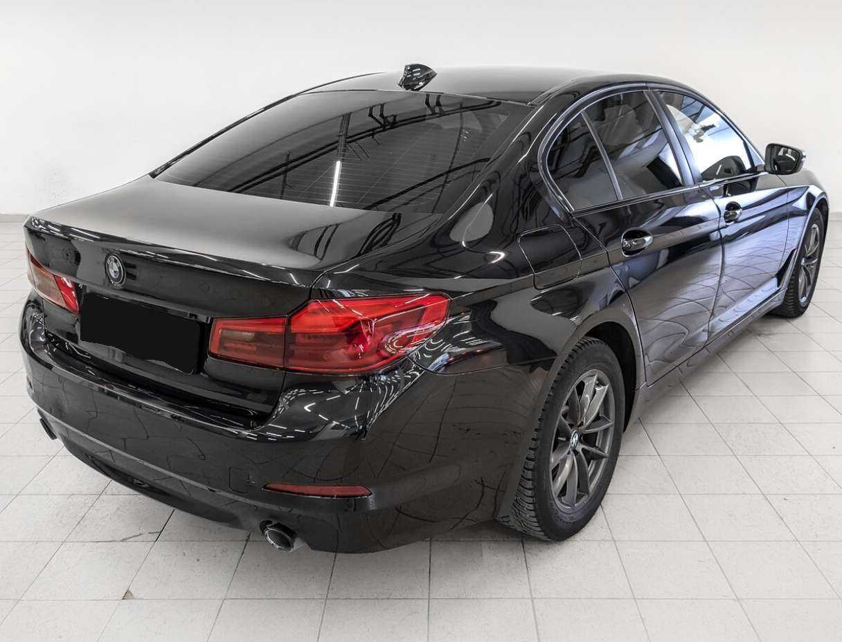 Купить BMW 5 серии 520d, 2019, 81 388 км, фото №7