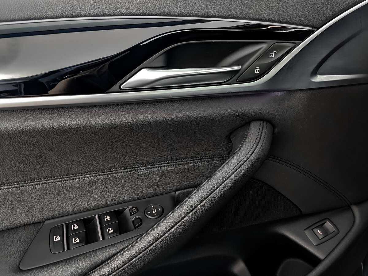 Купить BMW 5 серии 520i, 2020, 81 481 км, фото №24