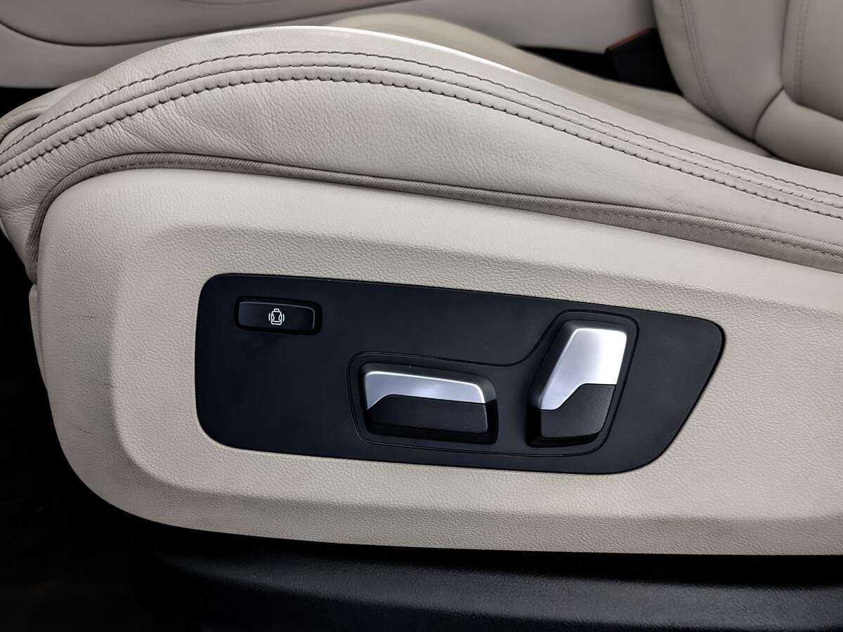 Купить BMW X5 25d, 2021, 45 111 км, фото №17