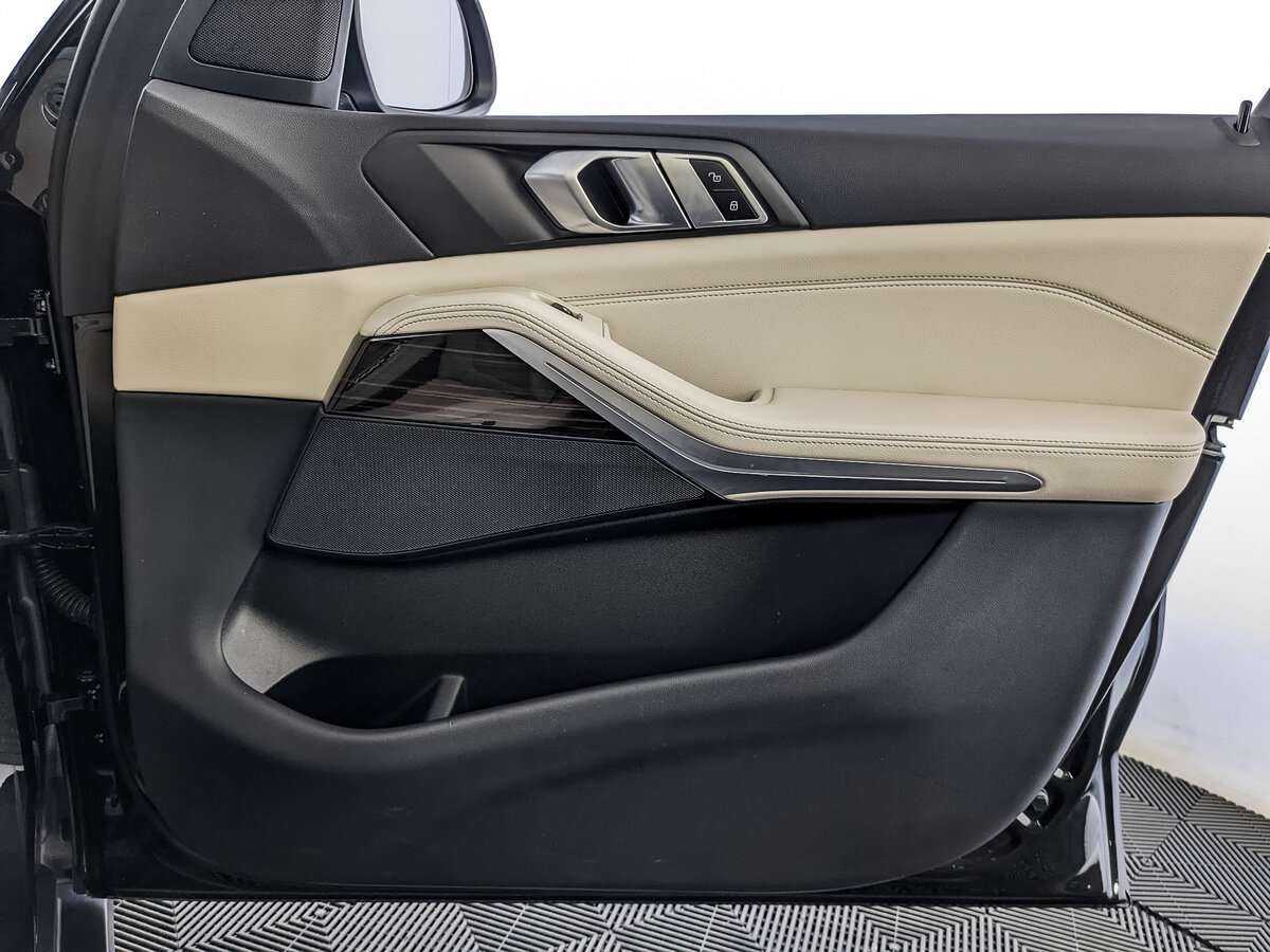 Купить BMW X5 25d, 2021, 45 111 км, фото №21