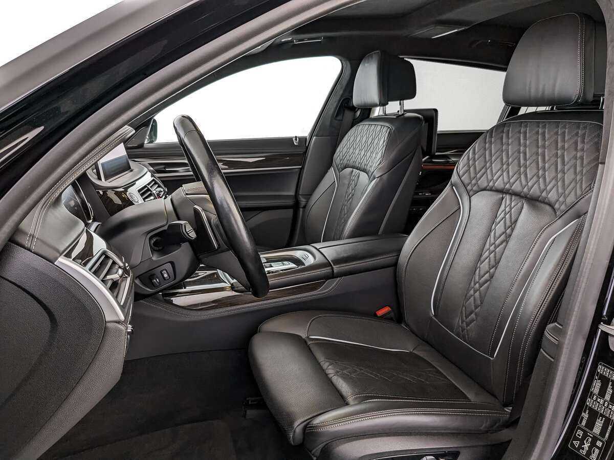Купить BMW 7 серии Long 750Li xDrive, 2019, 48 116 км, фото №15