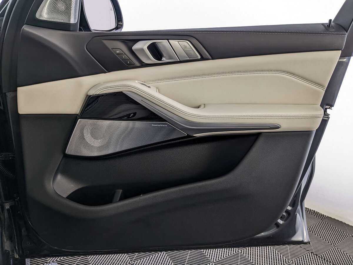 Купить BMW X7 M50d, 2019, 152 493 км, фото №17