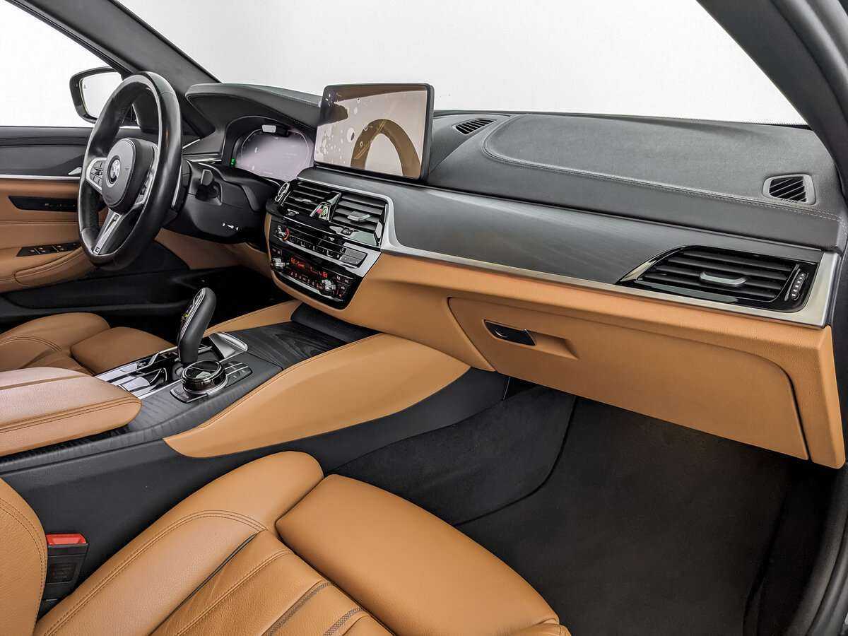 Купить BMW 5 серии 530d xDrive, 2021, 93 206 км, фото №9