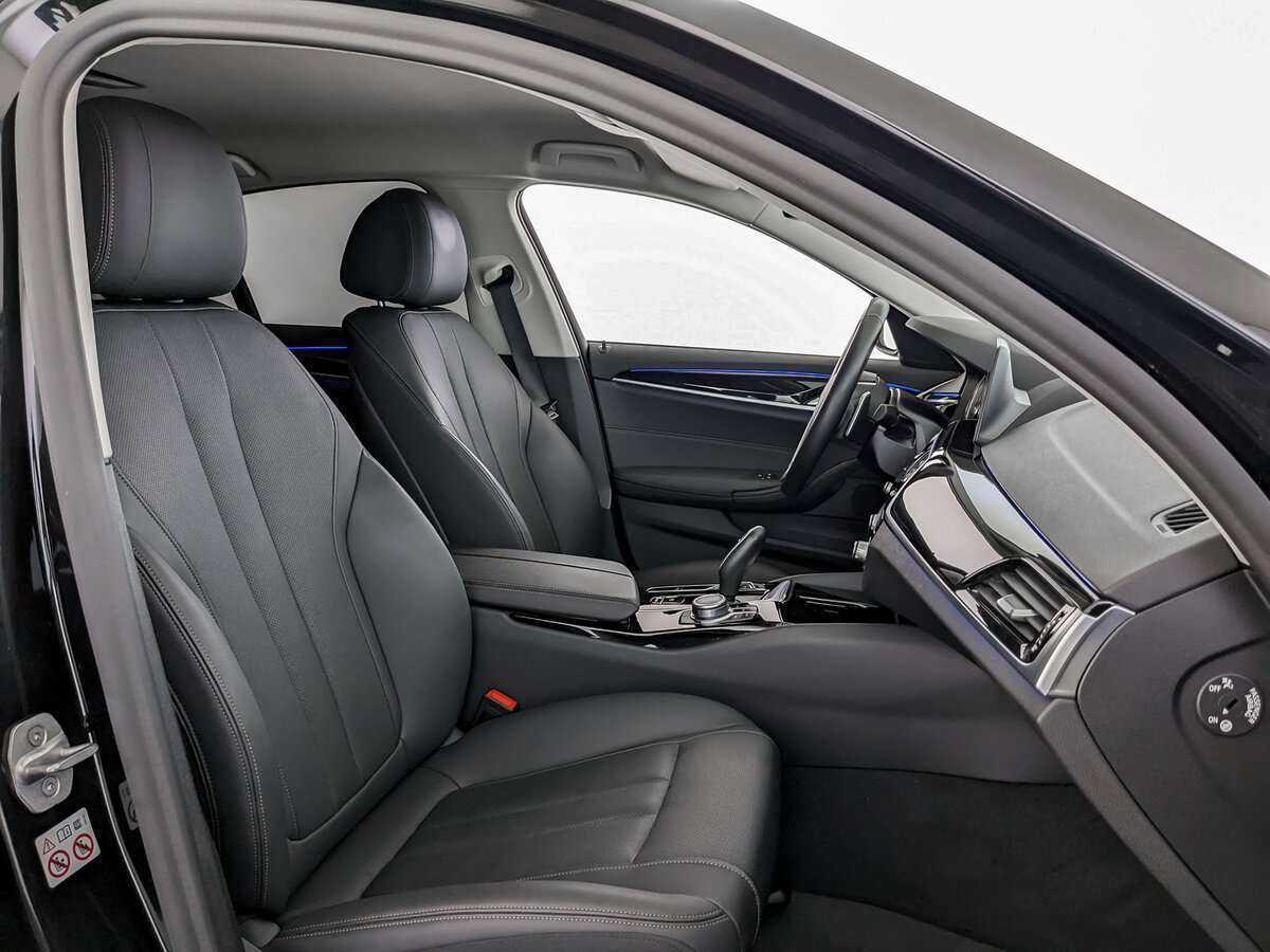 Купить BMW 5 серии 520i, 2021, 43 095 км, фото №19