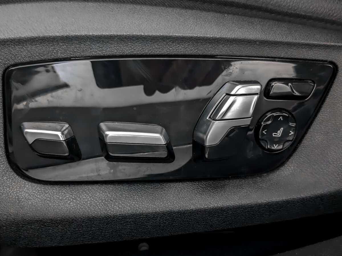 Купить BMW 7 серии 730d xDrive, 2019, 51 721 км, фото №17