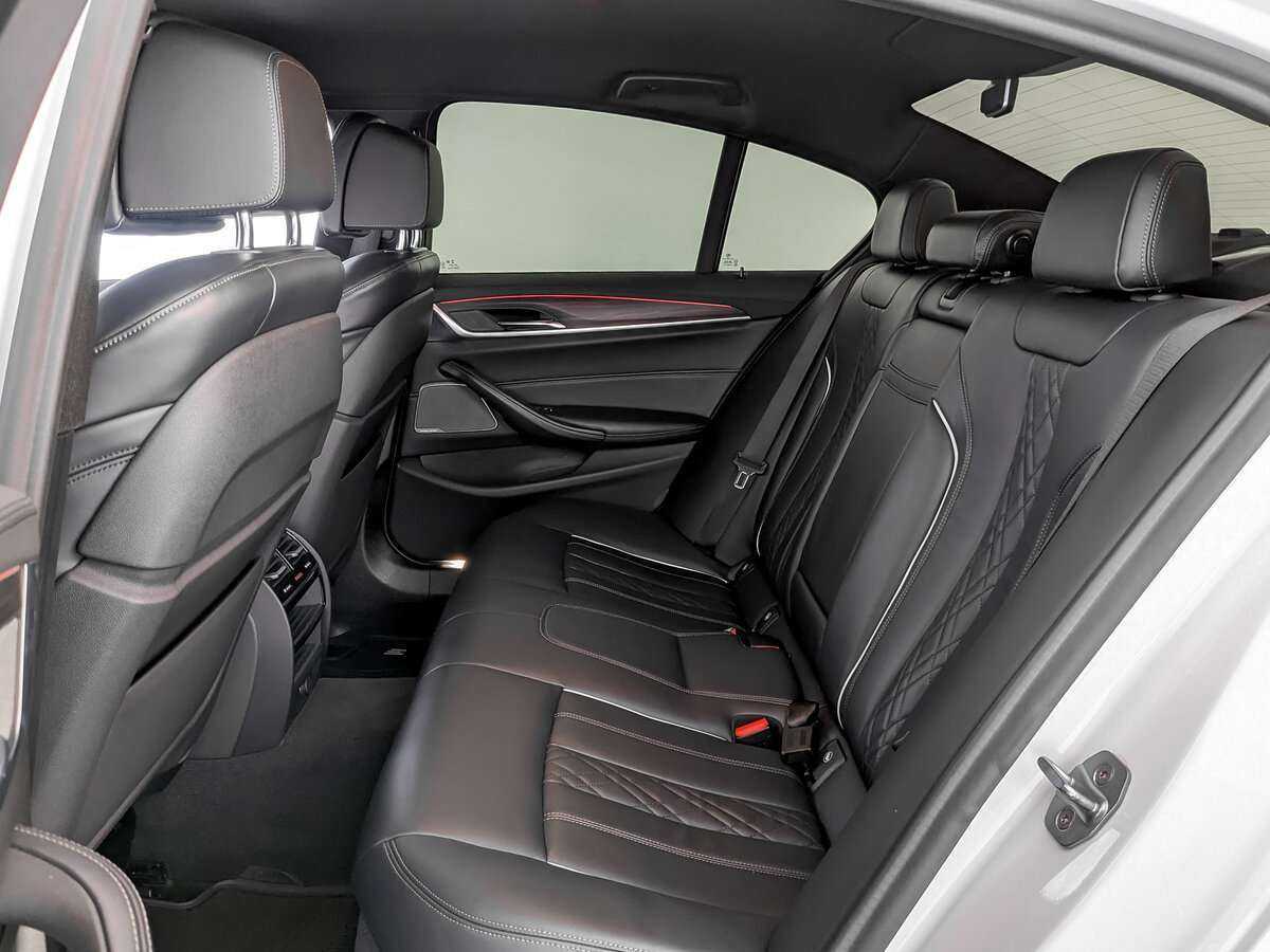 Купить BMW 5 серии 530d xDrive, 2019, 73 626 км, фото №10