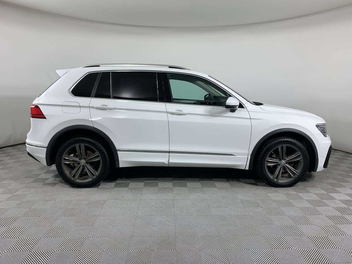 Купить Volkswagen Tiguan, 2018, 99 995 км, фото №4