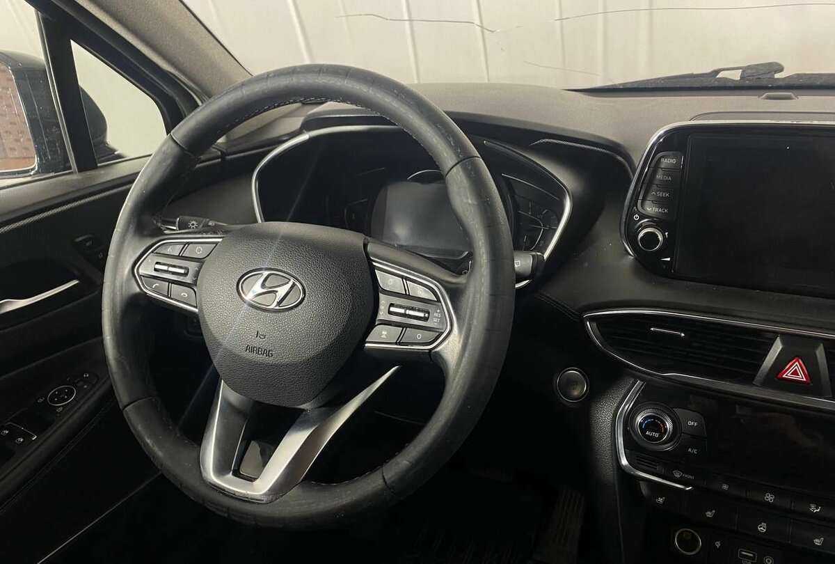 Купить Hyundai Santa Fe, 2018, 169 902 км, фото №9
