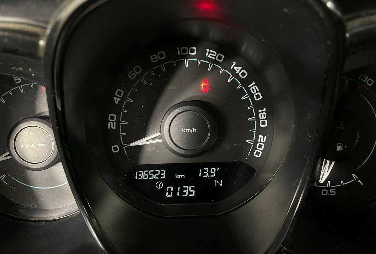 Купить Lada (ВАЗ) Vesta, 2017, 136 001 км, фото №10