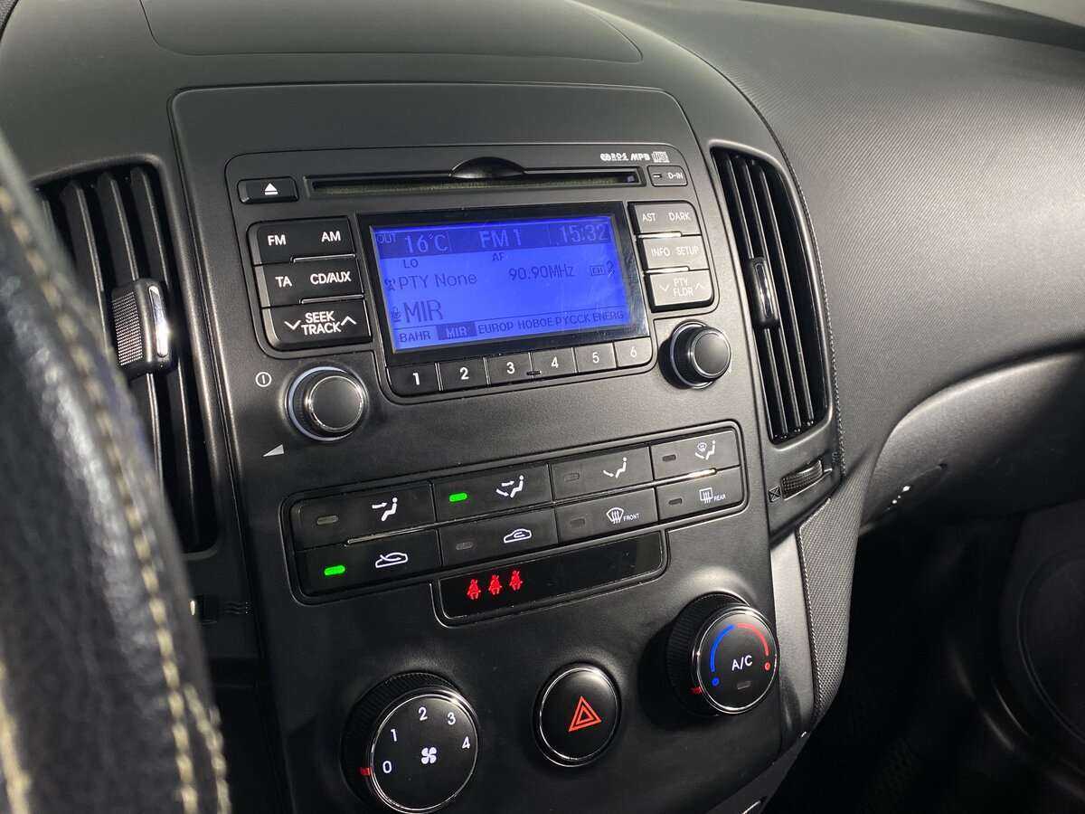 Купить Hyundai i30, 2010, 164 000 км, фото №10