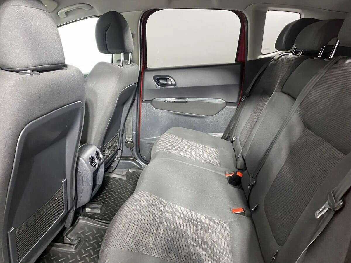 Купить Peugeot 3008, 2012, 199 000 км, фото №9