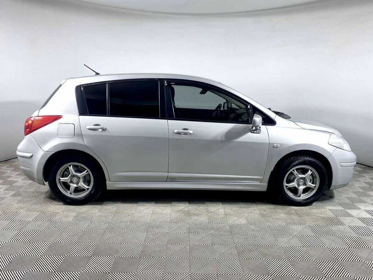 Купить Nissan Tiida, 2011, 353 001 км, фото №5