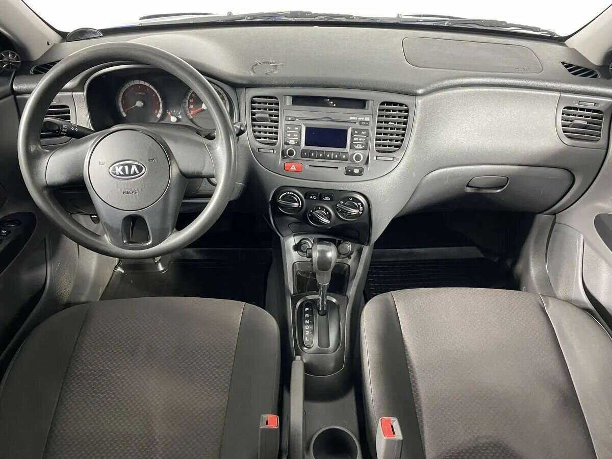 Купить Kia Rio, 2010, 130 000 км, фото №10