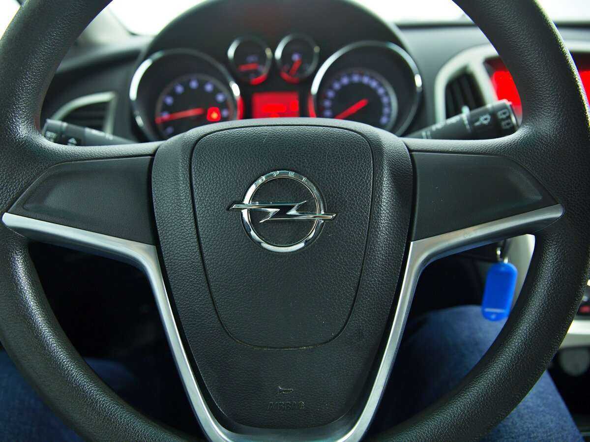 Купить Opel Astra, 2011, 94 040 км, фото №10