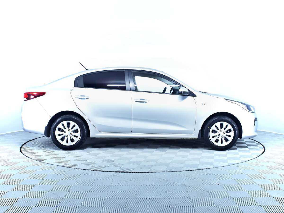 Купить Kia Rio, 2017, 126 650 км, фото №4
