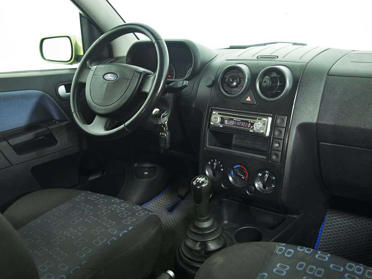 Купить Ford Fusion, 2005, 228 696 км, фото №15