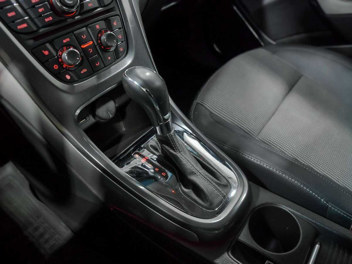 Купить Opel Astra, 2010, 137 053 км, фото №10