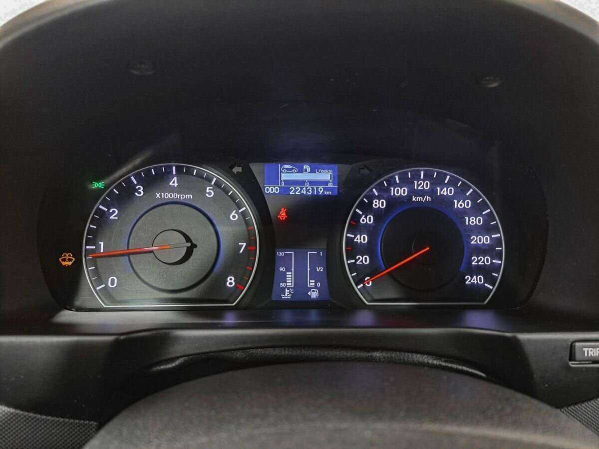 Купить Hyundai i30, 2010, 224 289 км, фото №13