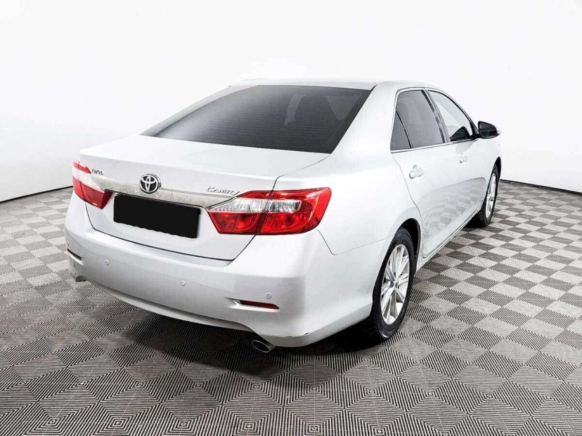 Купить Toyota Camry, 2014, 121 870 км, фото №4