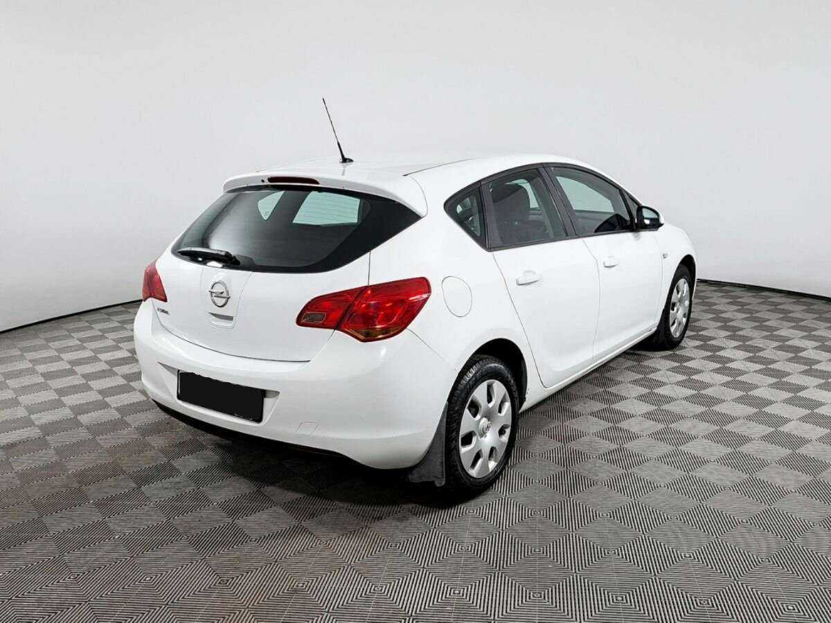 Купить Opel Astra, 2011, 165 120 км, фото №5