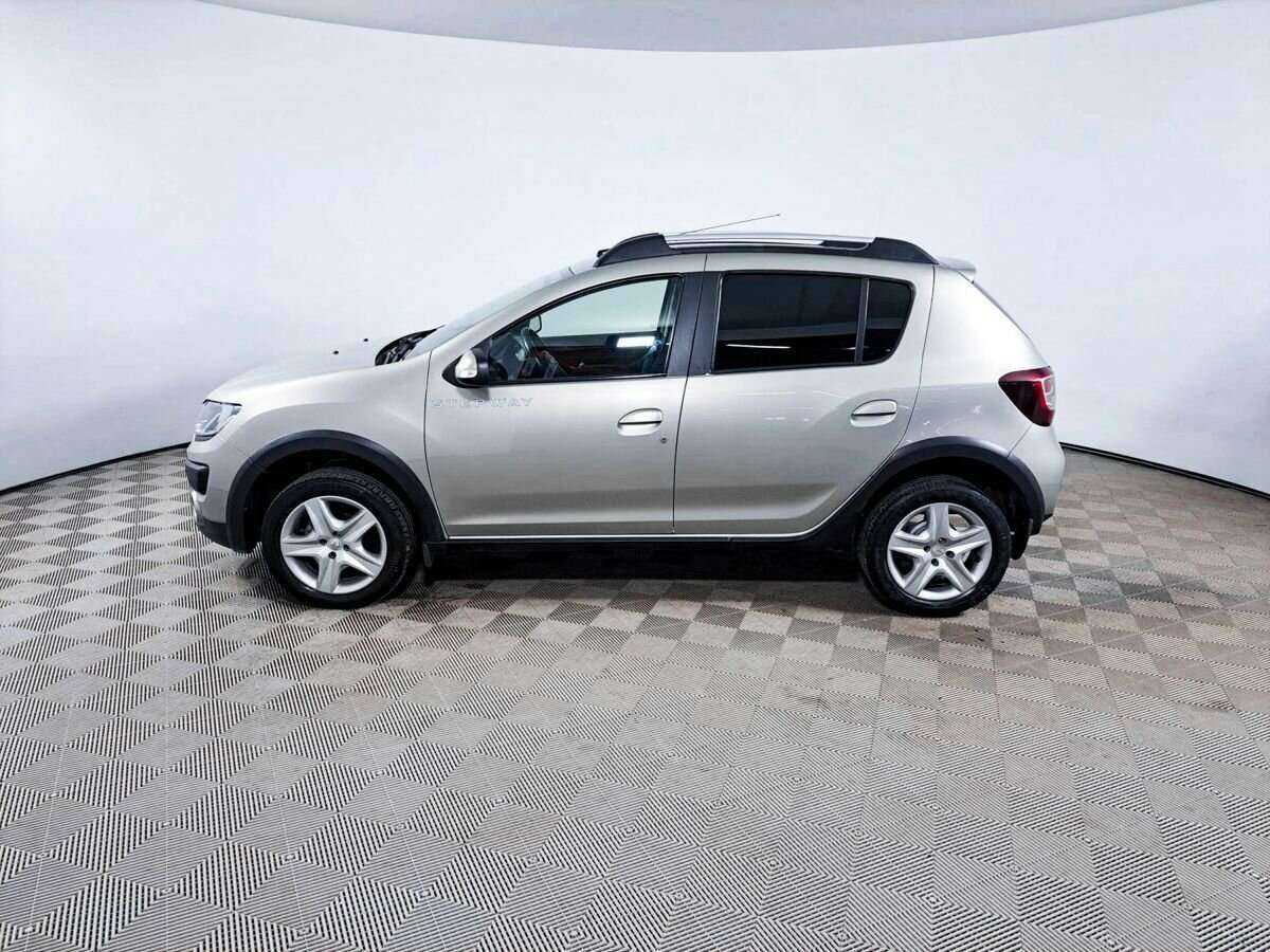 Купить Renault Sandero Stepway, 2017, 73 000 км, фото №8