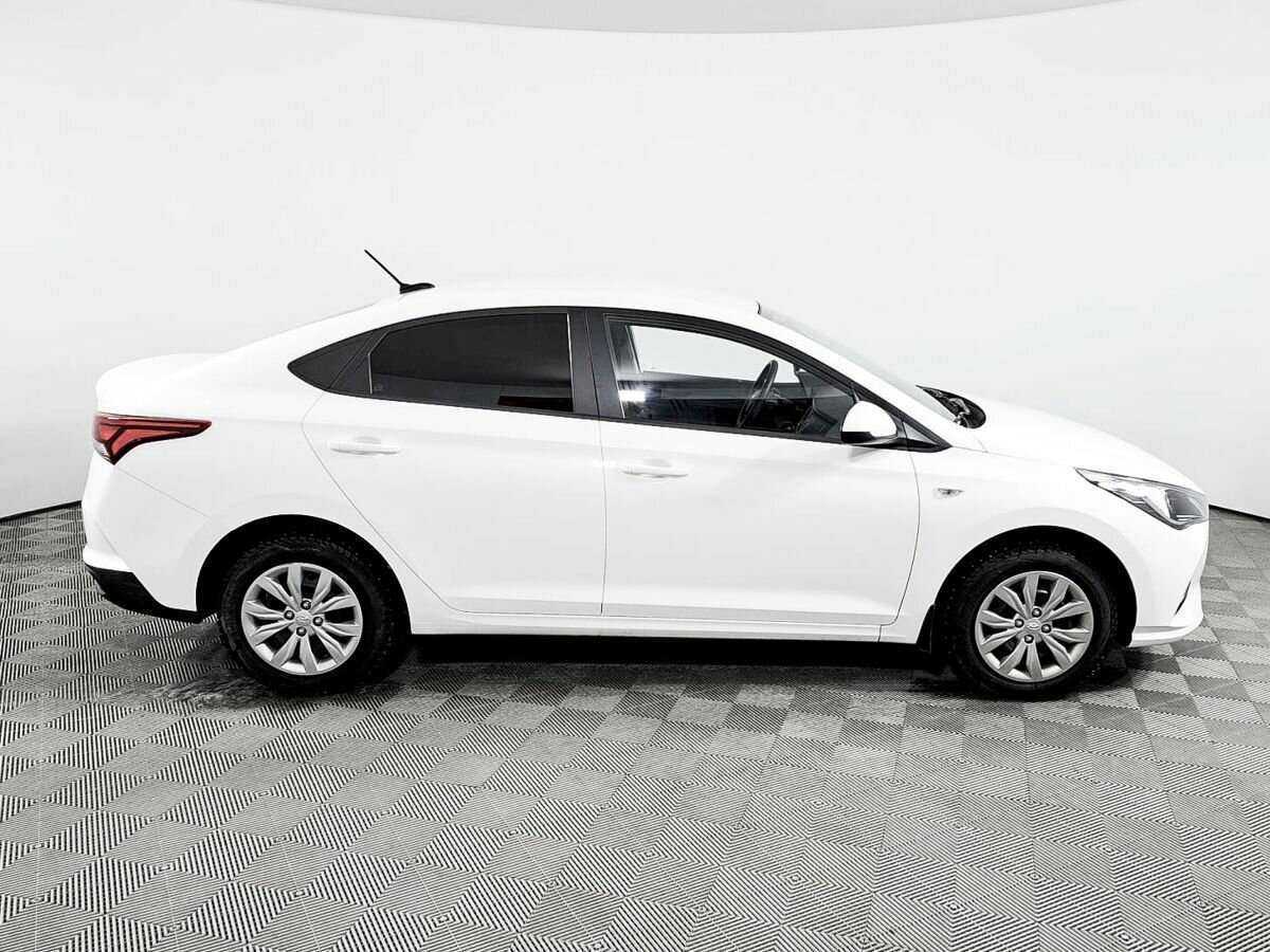 Купить Hyundai Solaris, 2021, 30 000 км, фото №4