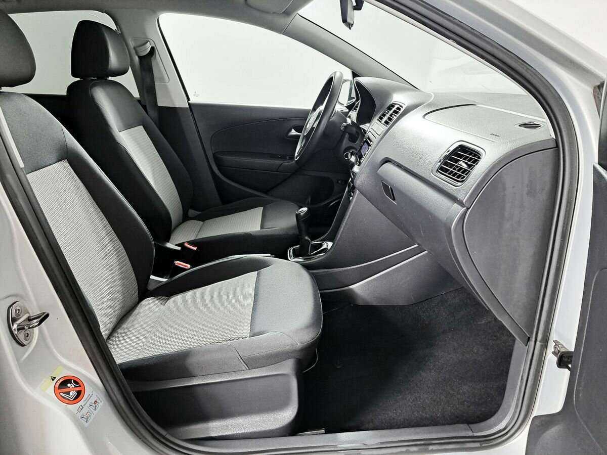 Купить Volkswagen Polo, 2011, 170 500 км, фото №9