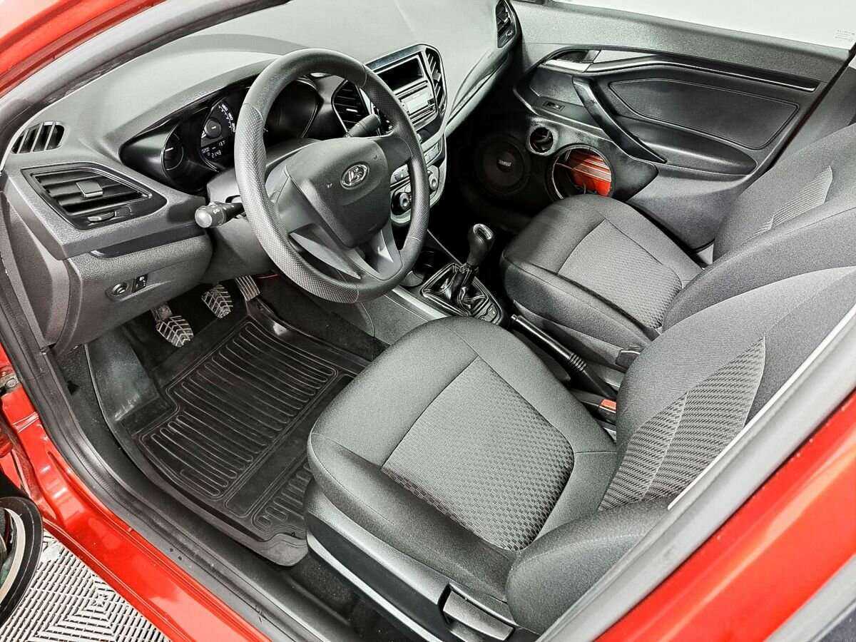 Купить Lada (ВАЗ) Vesta, 2016, 60 500 км, фото №13