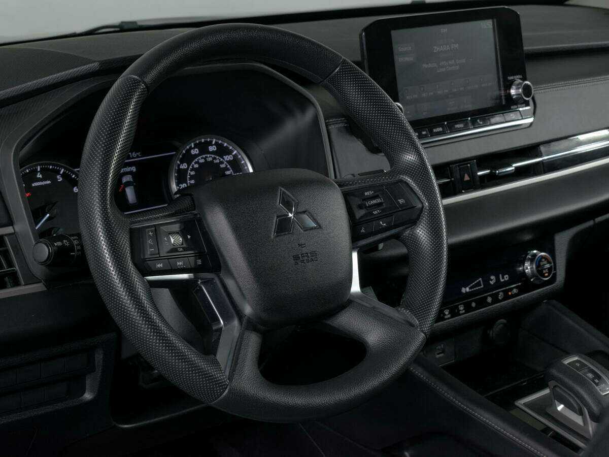 Купить Mitsubishi Outlander, 2022, 16 338 км, фото №14