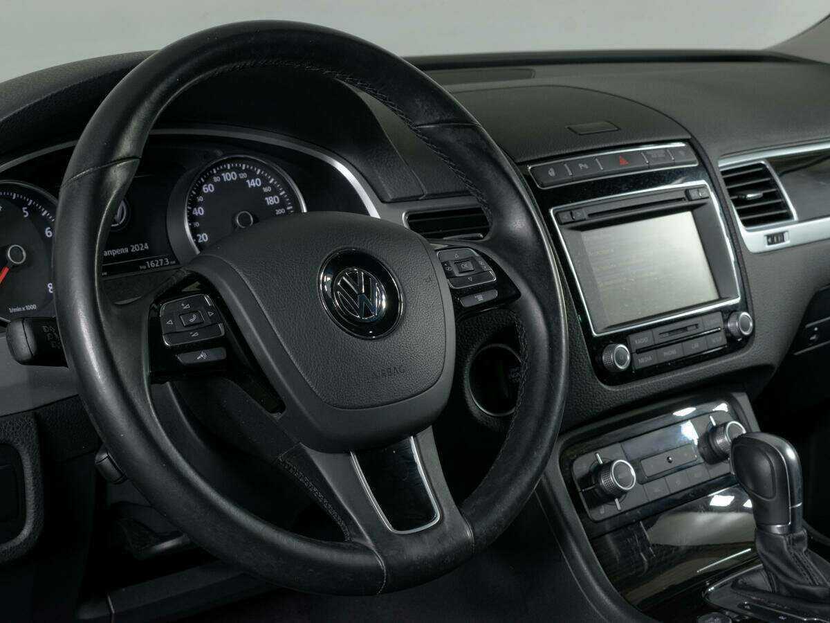 Купить Volkswagen Touareg, 2015, 57 619 км, фото №14