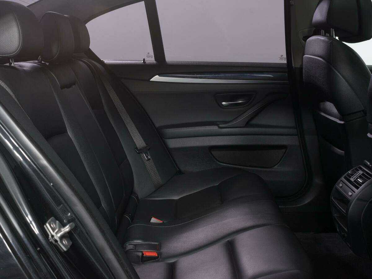 Купить BMW 5 серии 523i, 2011, 123 872 км, фото №11