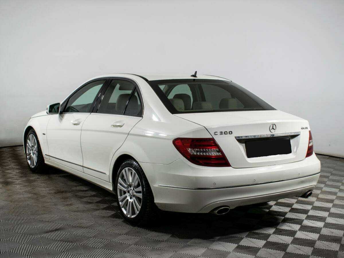 Купить Mercedes-Benz C-Класс 300, 2011, 198 377 км, фото №6