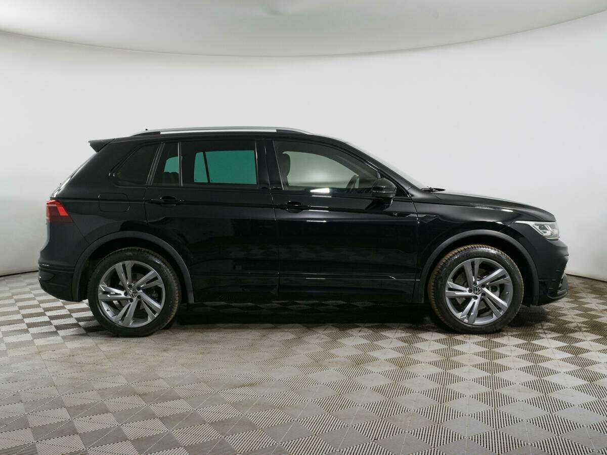 Купить Volkswagen Tiguan, 2021, 88 371 км, фото №4