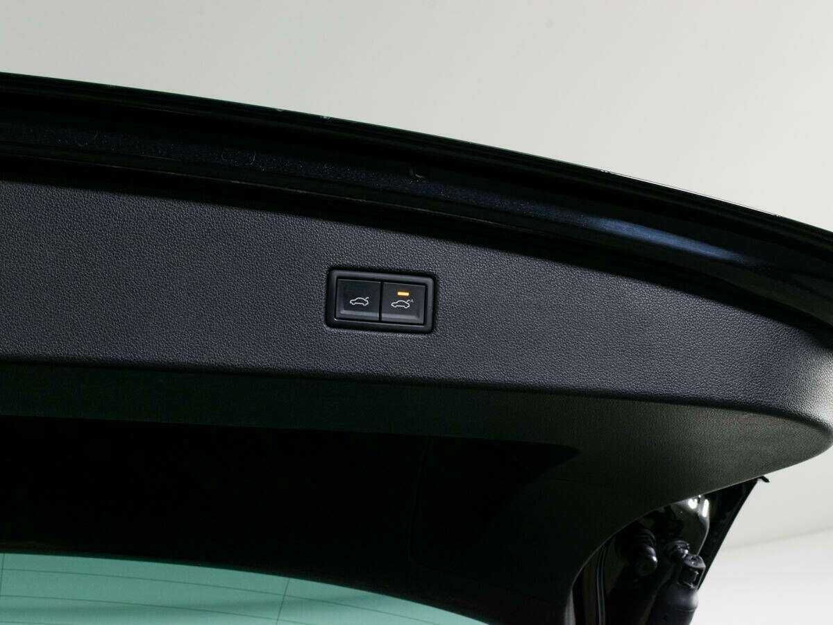 Купить Volkswagen Tiguan, 2021, 88 371 км, фото №9