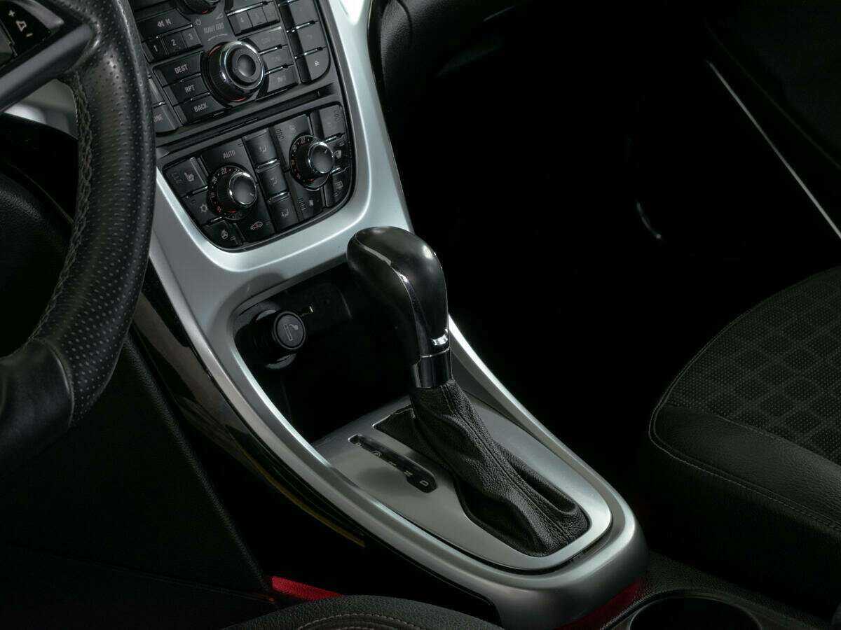 Купить Opel Astra GTC, 2013, 98 122 км, фото №15