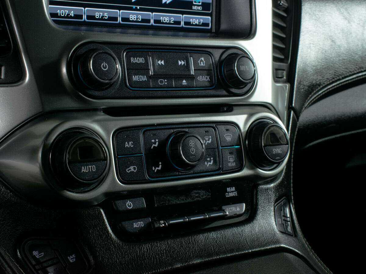 Купить Chevrolet Tahoe, 2016, 195 575 км, фото №24