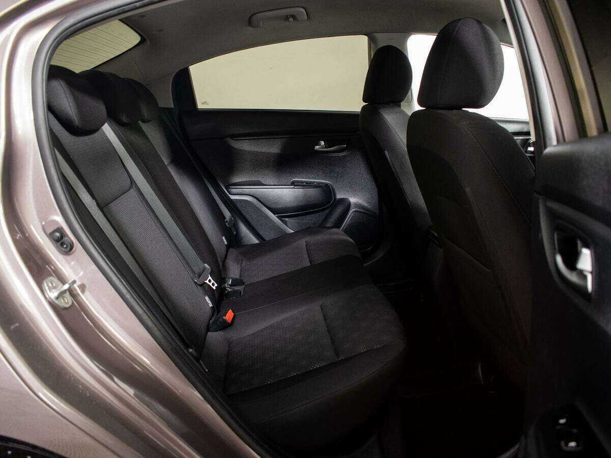 Купить Kia Rio, 2017, 171 443 км, фото №7