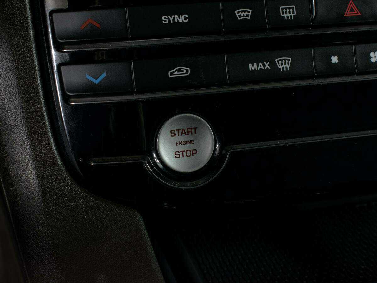 Купить Jaguar F-Pace, 2016, 143 002 км, фото №19