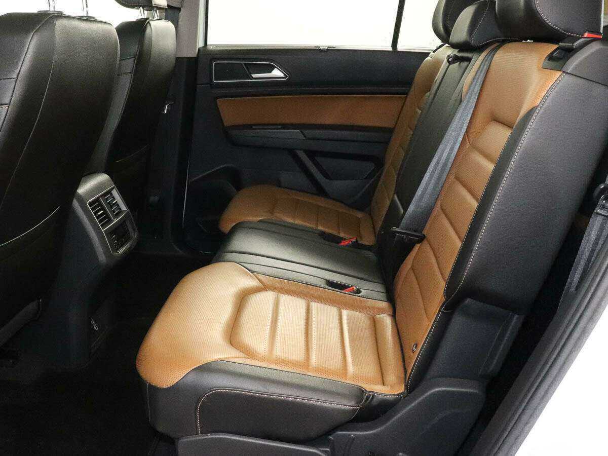 Купить Volkswagen Teramont, 2018, 65 660 км, фото №9