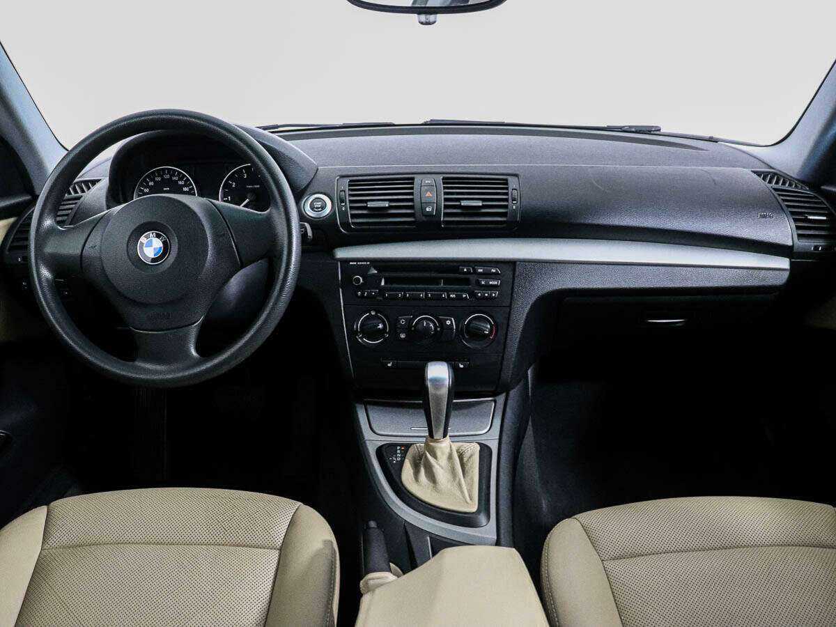 Купить BMW 1 серии 116i, 2009, 148 537 км, фото №11