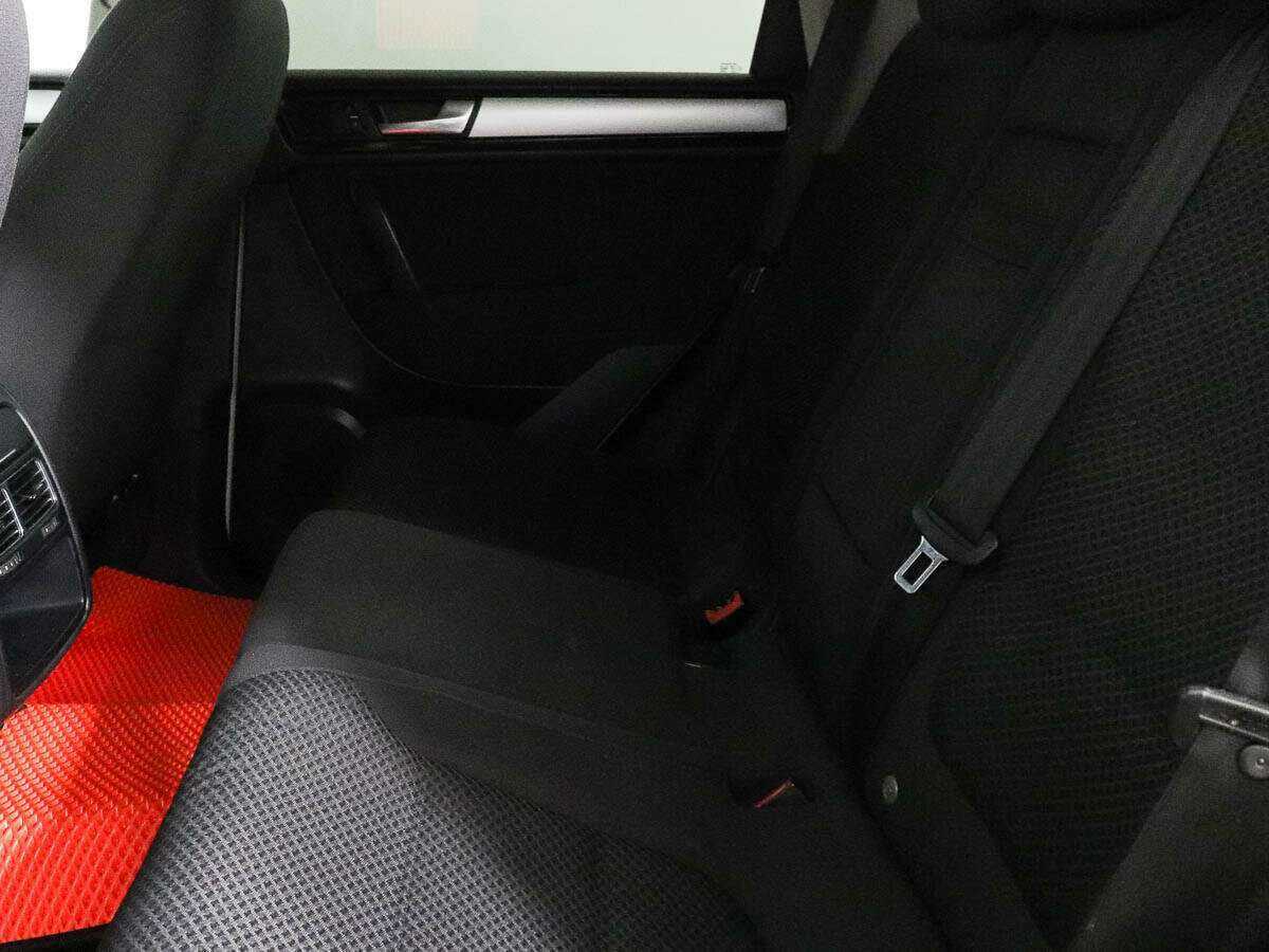 Купить Volkswagen Touareg, 2010, 386 249 км, фото №8