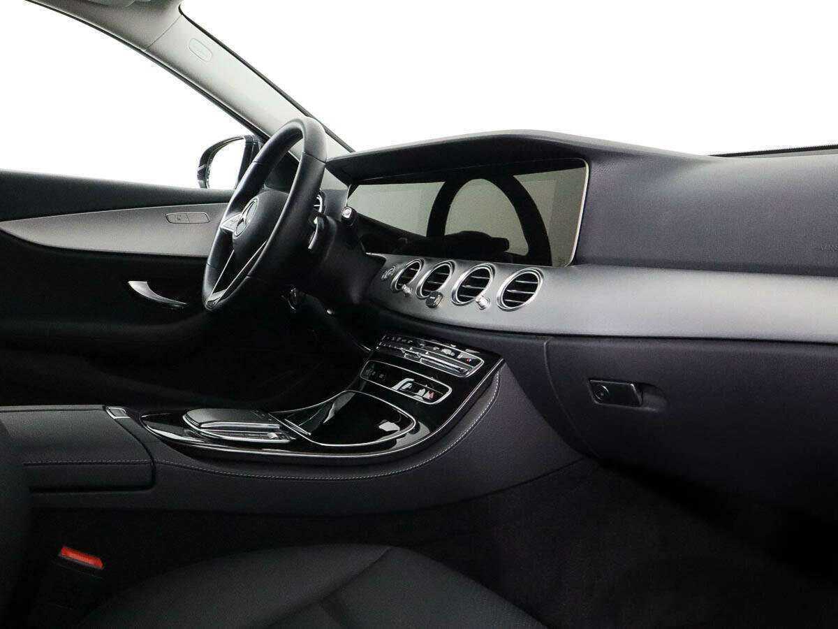 Купить Mercedes-Benz E-Класс 220 d, 2022, 6 296 км, фото №7